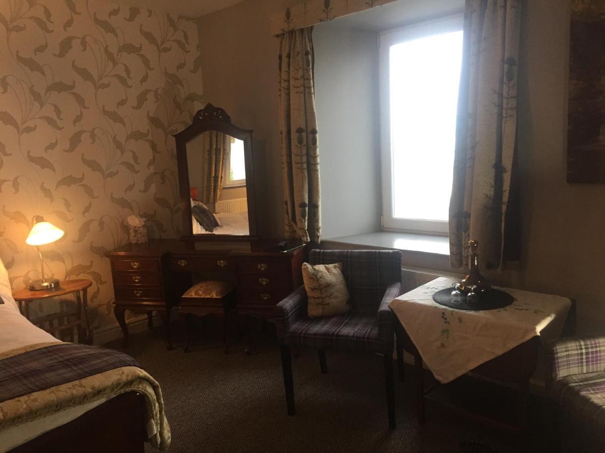 The Auld Cairn Hotel Кернрайън Екстериор снимка